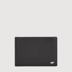 Braun Büffel Travel Essentials>BURLS PASSPORT HOLDER