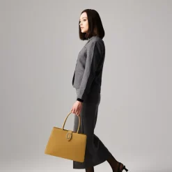 Women Braun Büffel Tote Bags | Bags><noscript><img width=