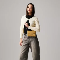 Women Braun Büffel Sling/neck Wallets | Wallets & Small Leather Goods><noscript><img width=